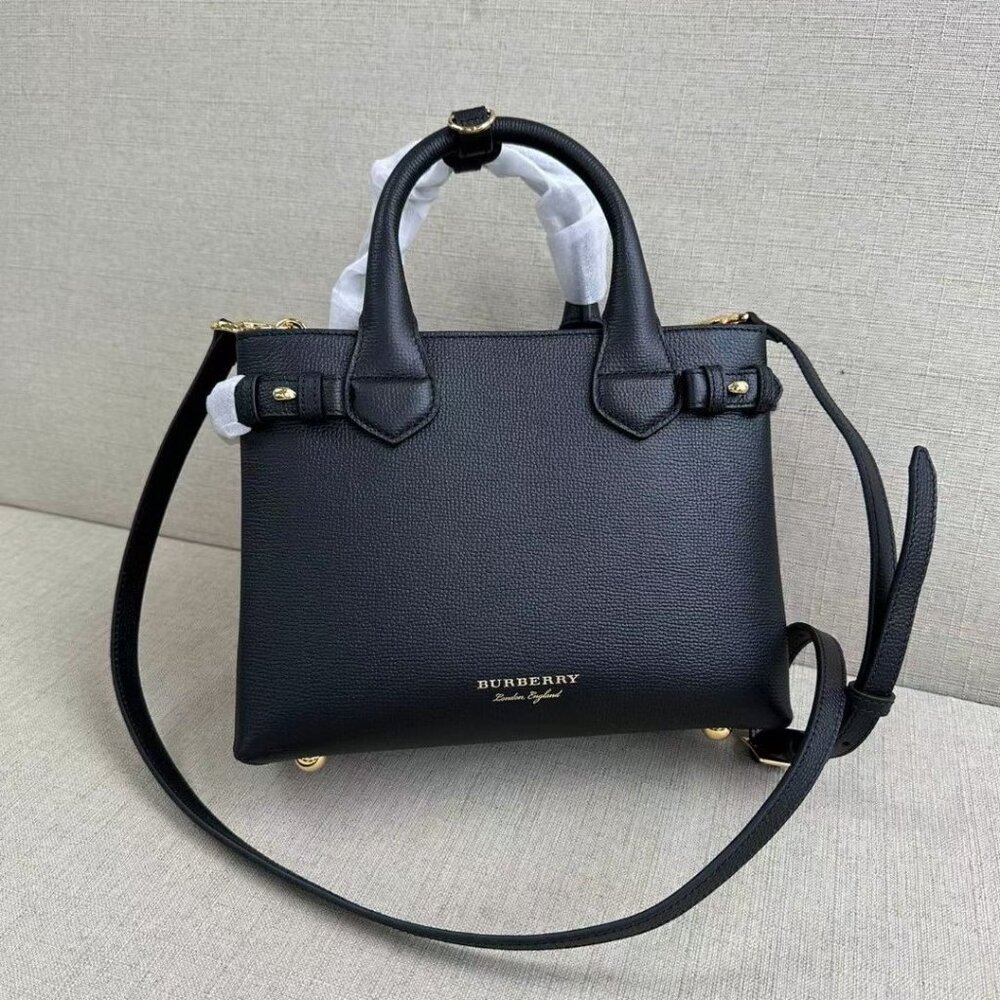 Burberry Baby Banner - Picture 3 of 8